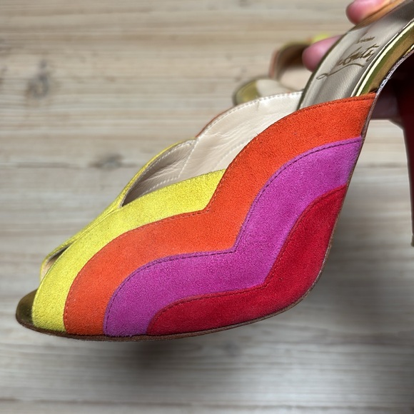 Christian Louboutin Volutinella 100 - Picture 9 of 11